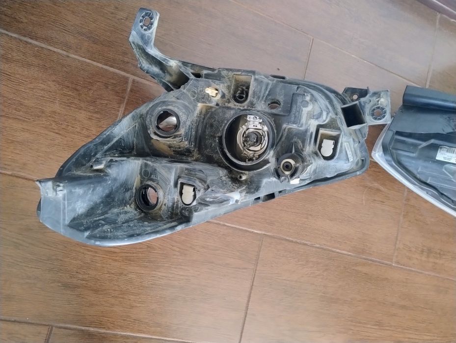 Faruri Dacia Dokker, Lodgy