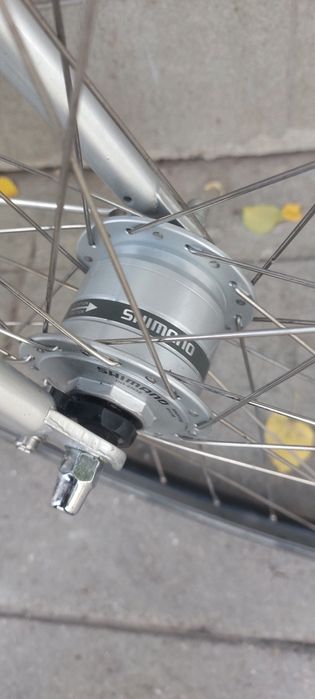 Продавам алуминиев велосипед  Giant 28 цола,М размер