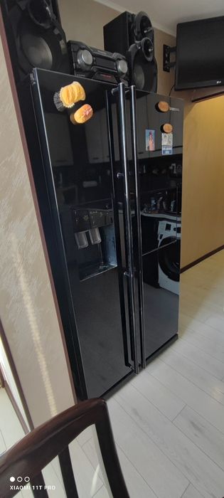 Хладилник side by side