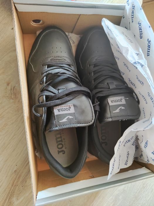 Joma крассовки 39