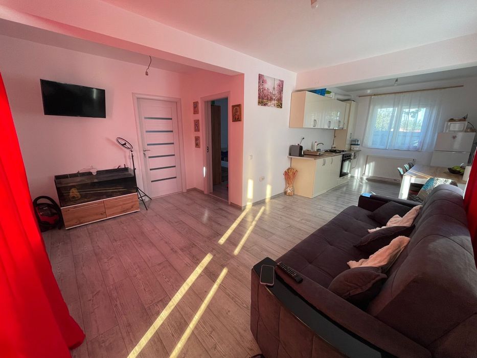 Vand casa Navodari