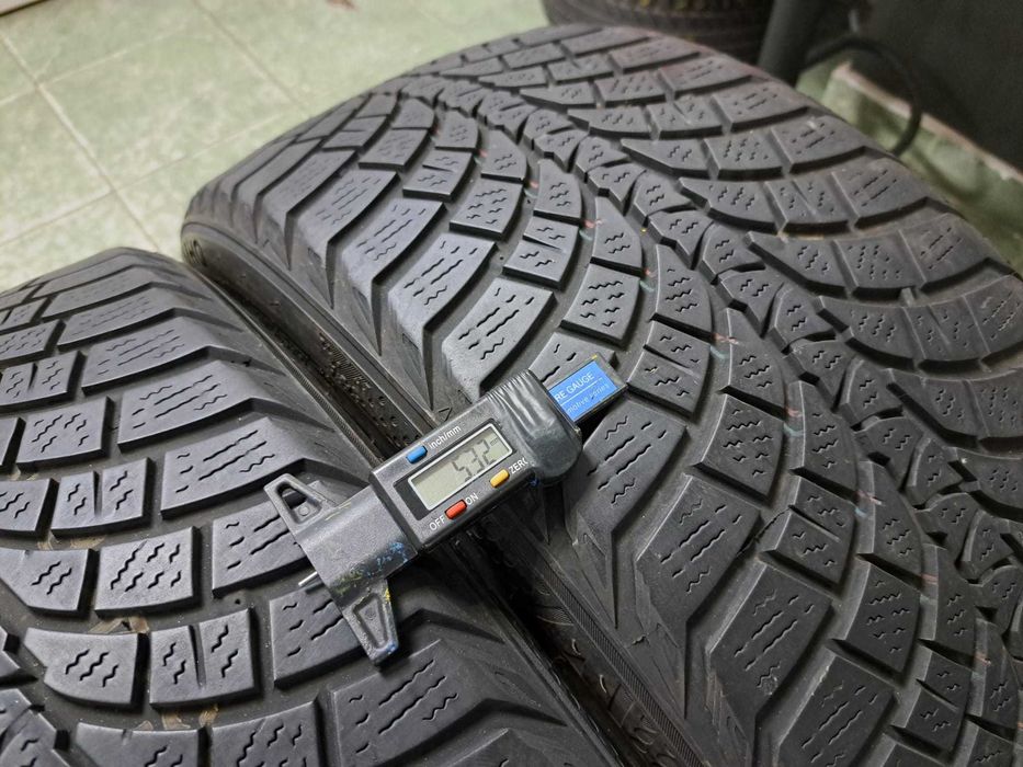 4 anvelope 235/40 R19 Khumo