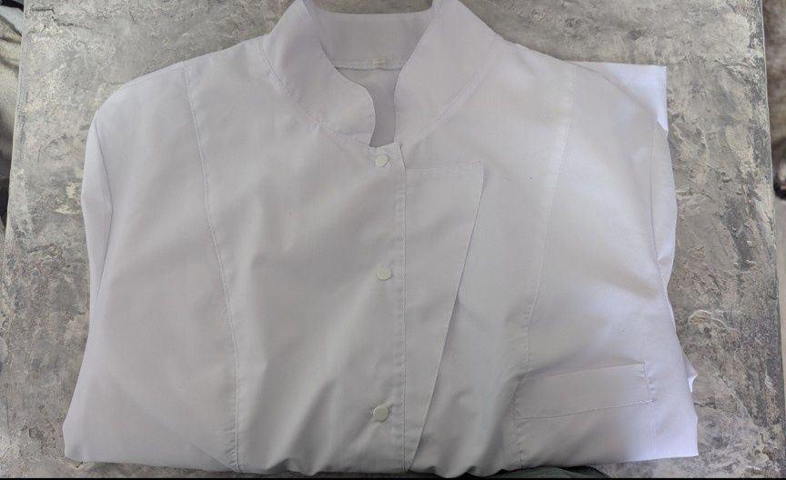 Женский медицинский халат