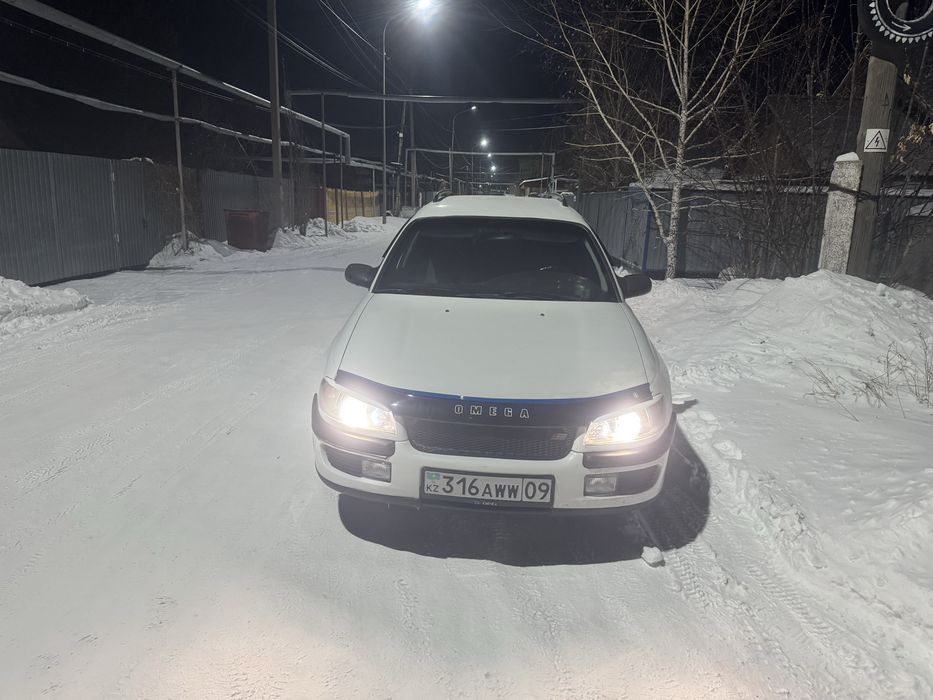 Продам Опель омега универсал