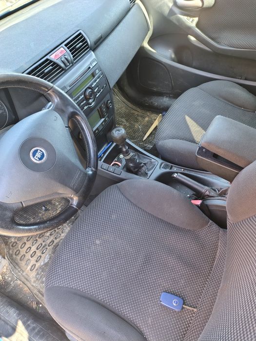 Dezmembrez fiat stilo anul 2005