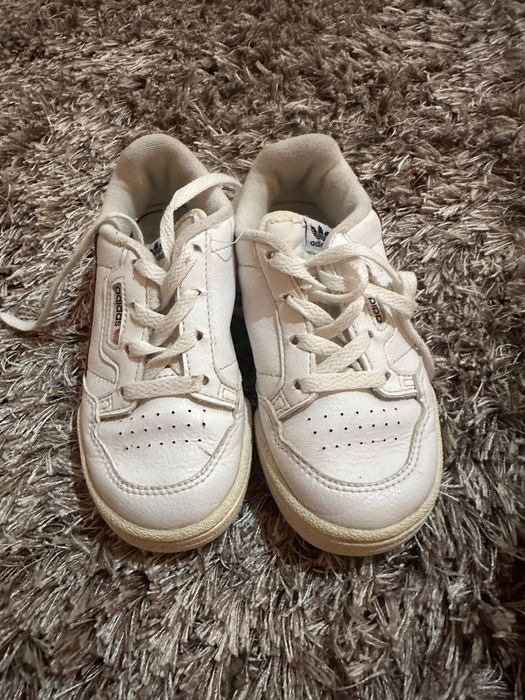 Adidas copii marimea 26