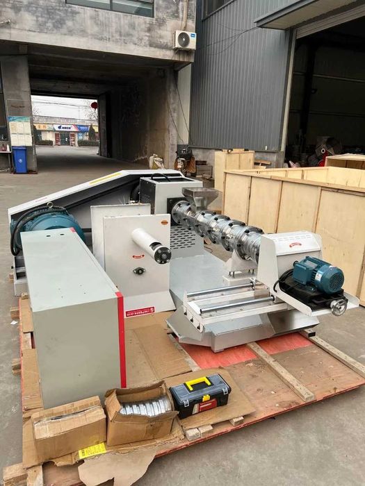 Продается Экструдер на 500кг/час