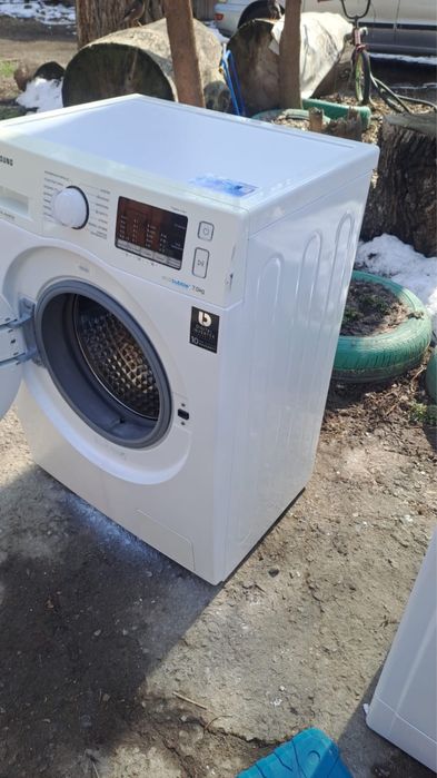 Продам стиральную машину автомат