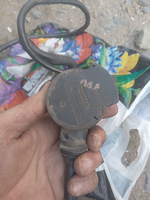 Продам дросель мерседес 119 двигатель 4,2