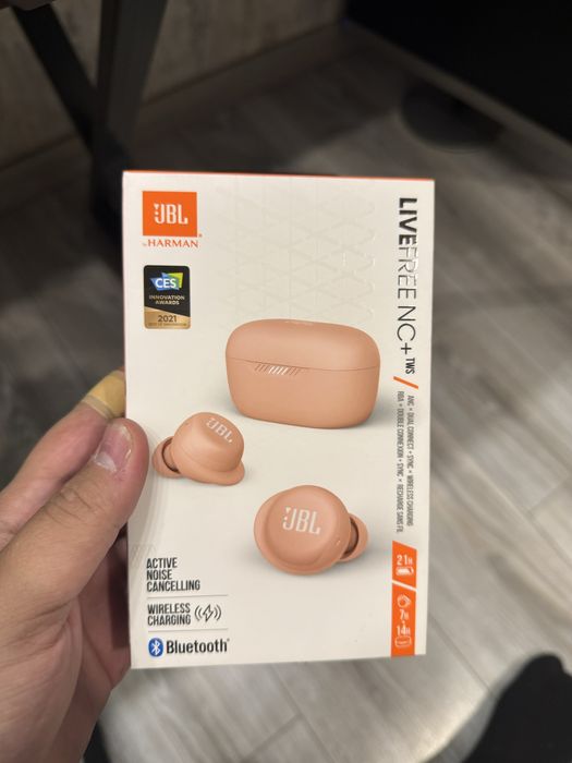 JBL Live Free NC+ TWS розовые