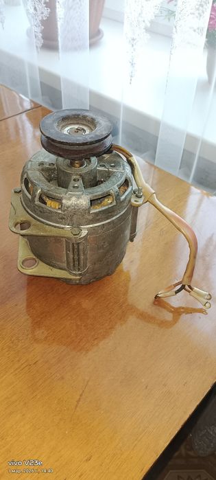 Мотор на стиральную машину