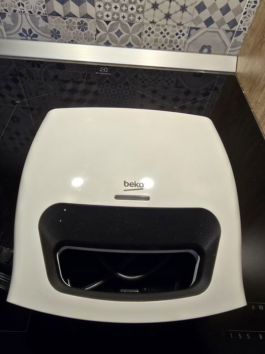 Sandwich maker Beko

Pred