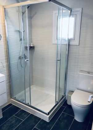 Дава се под наем Двустаен апартамент в Пловдив, Кършияка - 65 кв.м за 433.5 € - Снимка #2