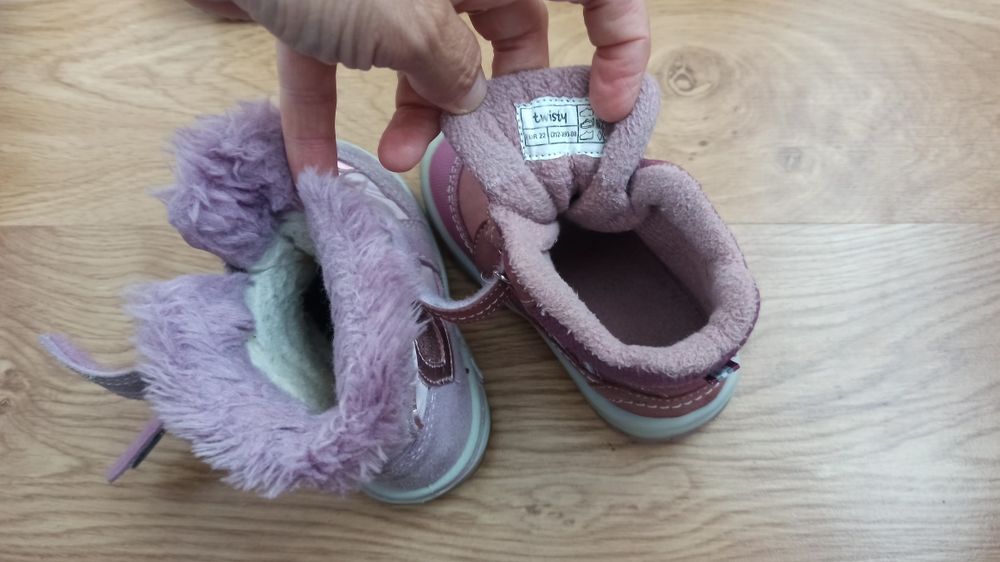 Детски ботуши Twisty 2 бр - 22 и 23 номер