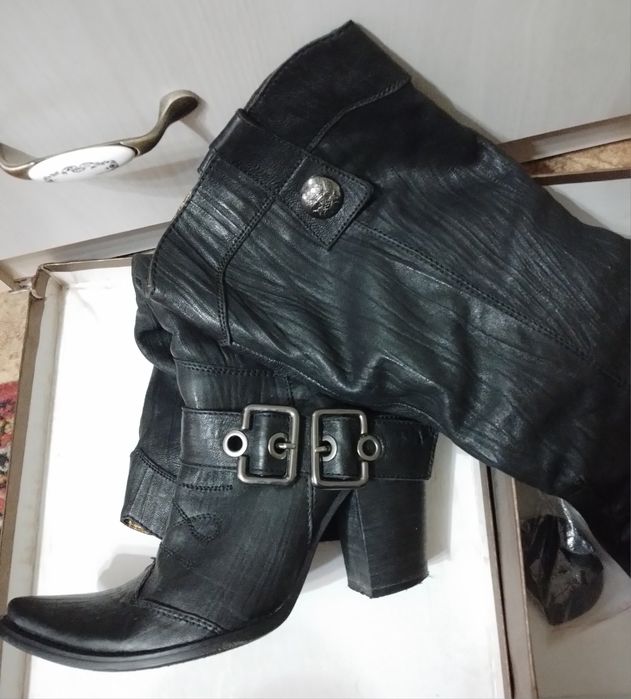 Сапоги женские кожаные