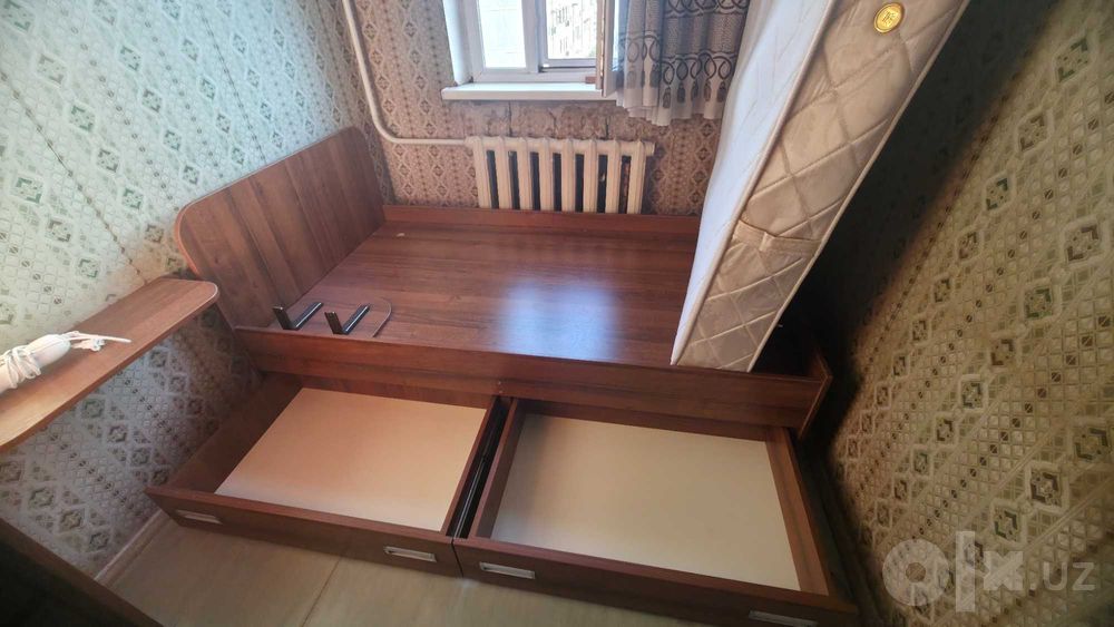Кровать Б/У в отличном состоянии