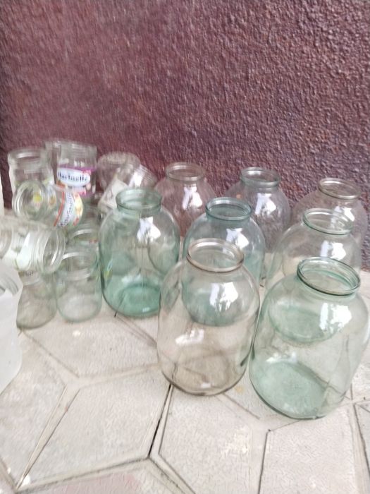 Банки 3 литровые и 0,7л