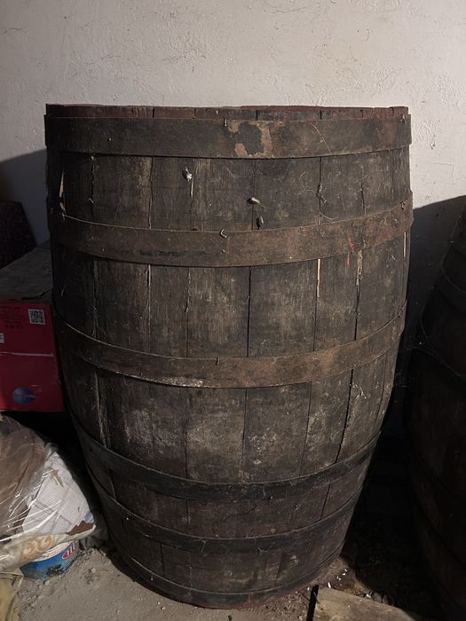 Butoi din lemn 600 litri