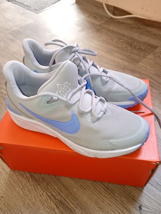 Дамски маратонки Naik