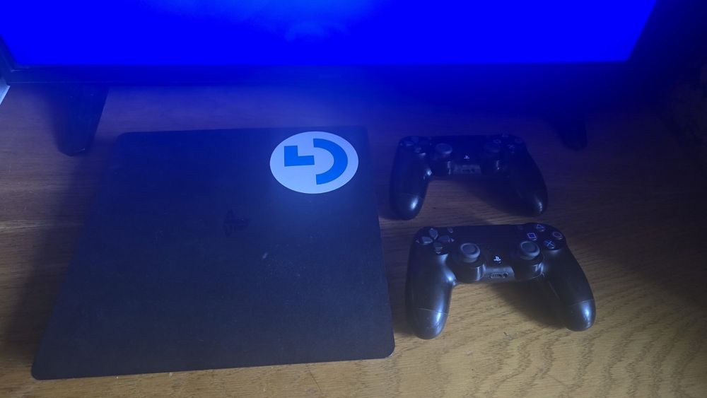 Sony playstation 4 slim 500GB psp4 200 euro