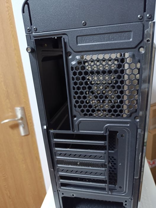 Carcasa gaming Gamemax Elysium Black