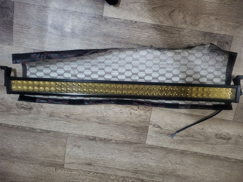 Продам фонарь  на  багажник