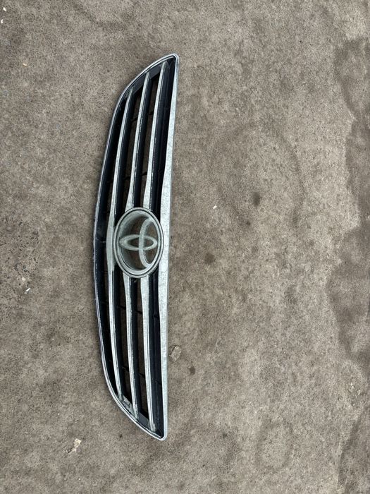 Решетка радиатора камри 30-35