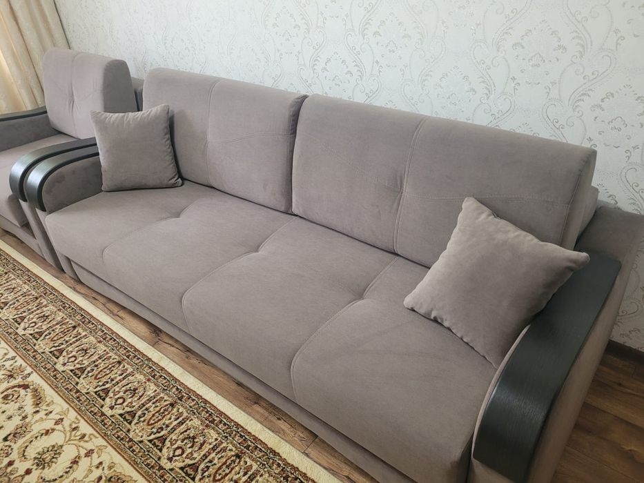 Продам диван с креслом