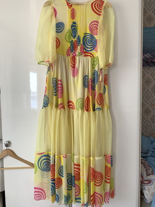 Дизайнерское платье