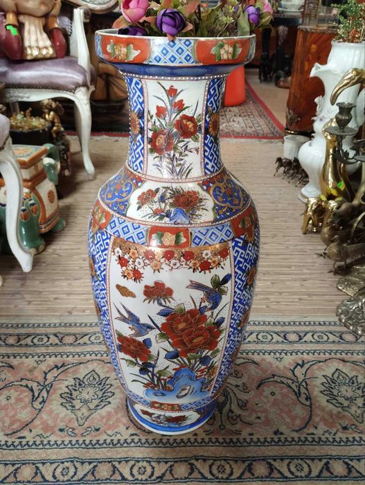 4 броя вази - китайски , ръчно рисувани