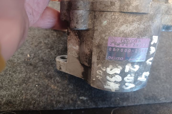 Pompa vacuum mecanica 81000-2740 29300-27020 Toyota RAV4 a 2-a genera