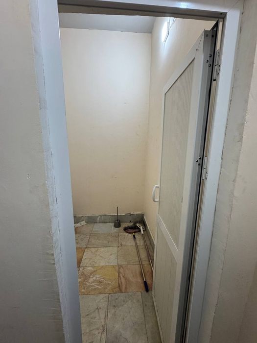 Сотилади ишлаб турган савдо дукони янги бозор каршисида