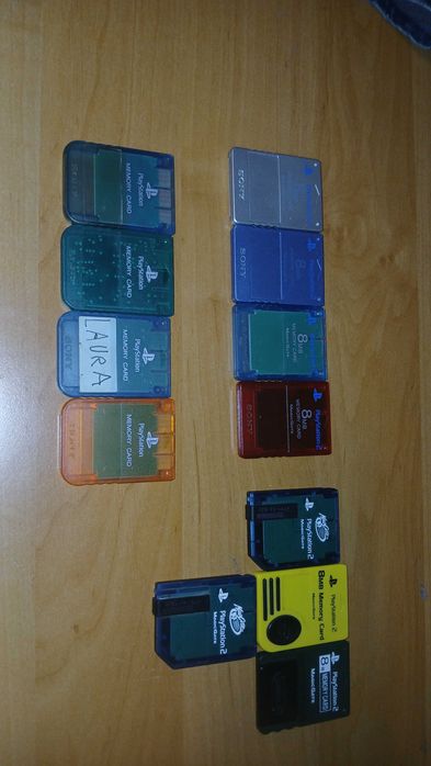 Vand carduri memorie / memory card playstation 2 / playstation 1 / ps2 / ps1
