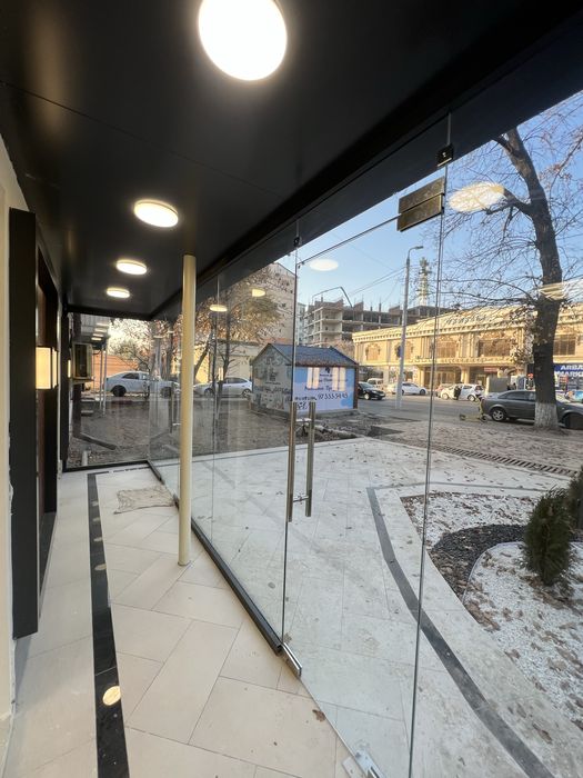 Нежилое Юнсобод 40м2/1/4 фасад 6 метр 105000уе