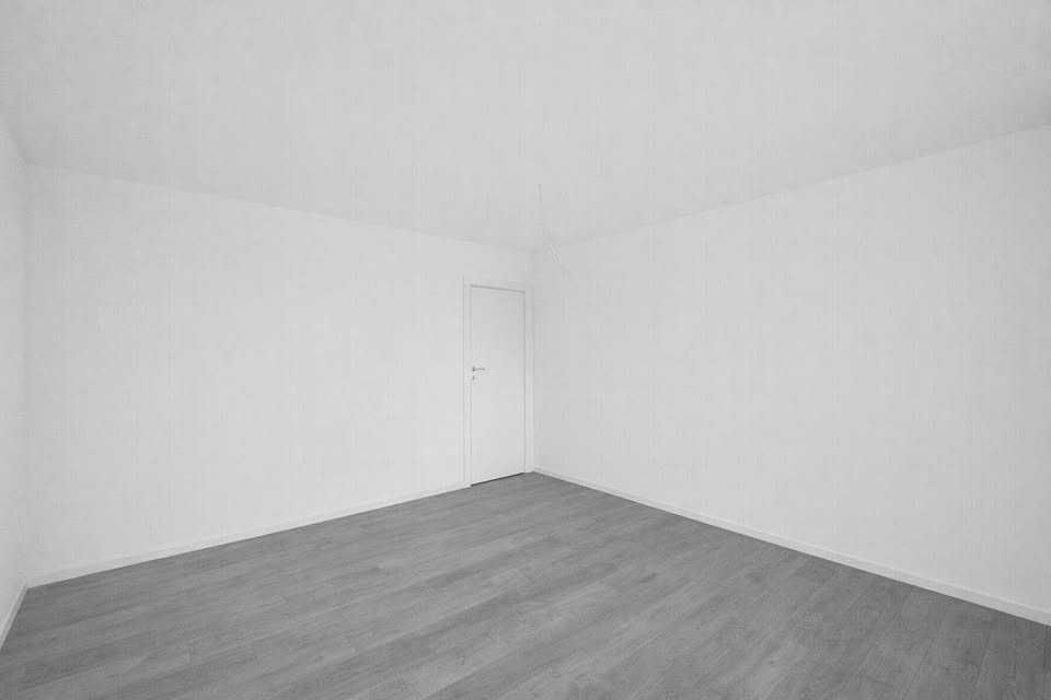 Proprietar vând apartament cu 2 camere, etajul 1, lângă Timișoara