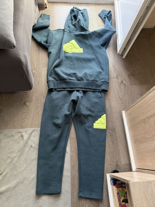 Adidas Future Icons комплект анцуг L