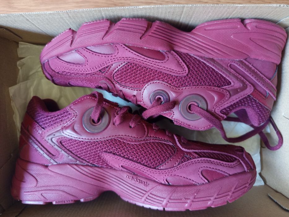 Кроссовки Adidas 37 размер