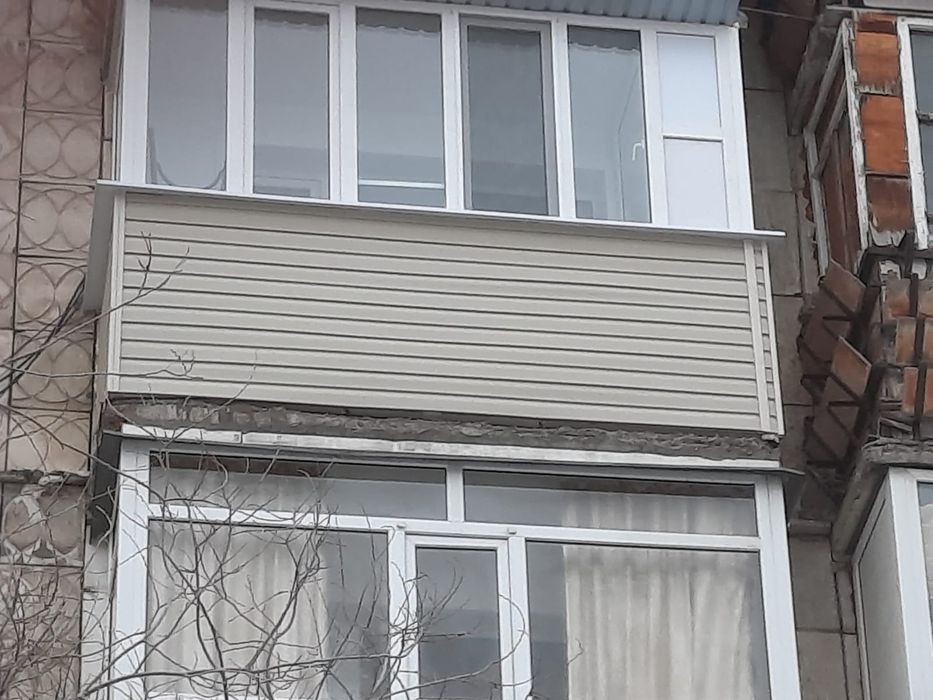 Балконы, окна ,двери.