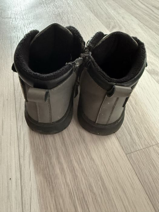 Детские ботинки на мальчика