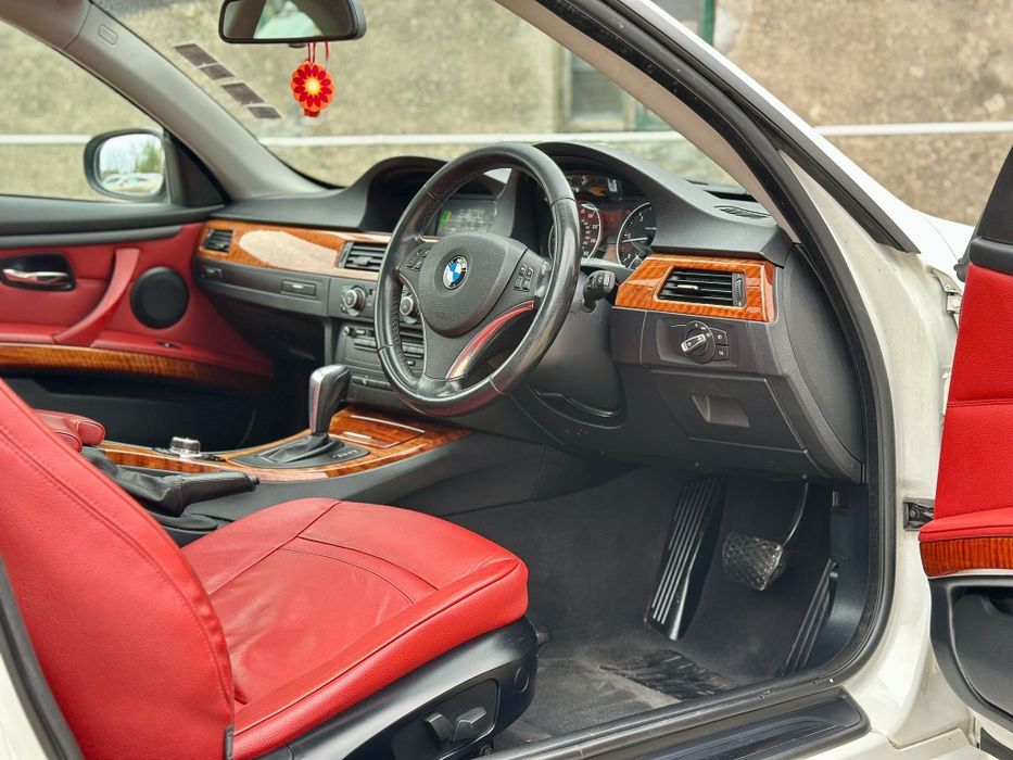 Bara fata far stanga dreapta bixenon bmw seria 3 e92 lci 2.0d 184 cai