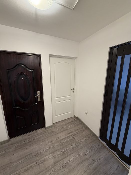 Apartament 3 camere decomandat, ca.70 mp, Renovat complet Oradea
