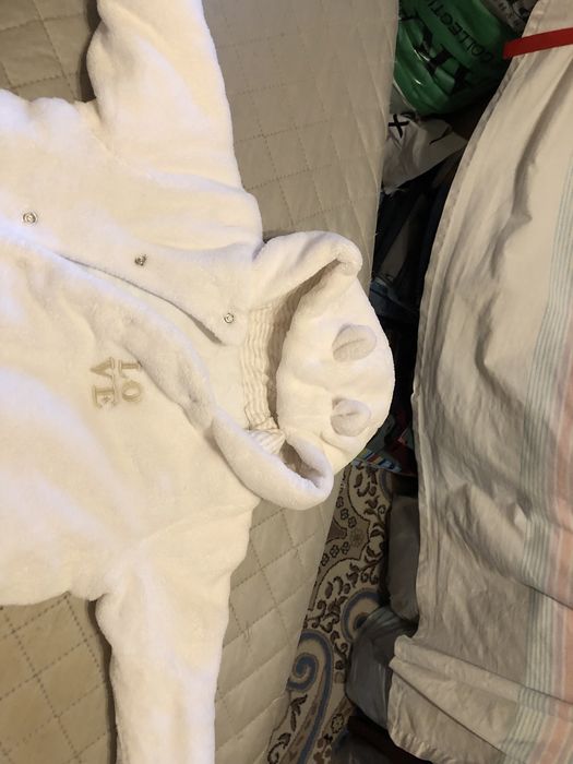 Продаются 2 комбенизона.