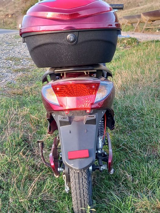 Scuter electric Z-tech 27 ( litiu ion)