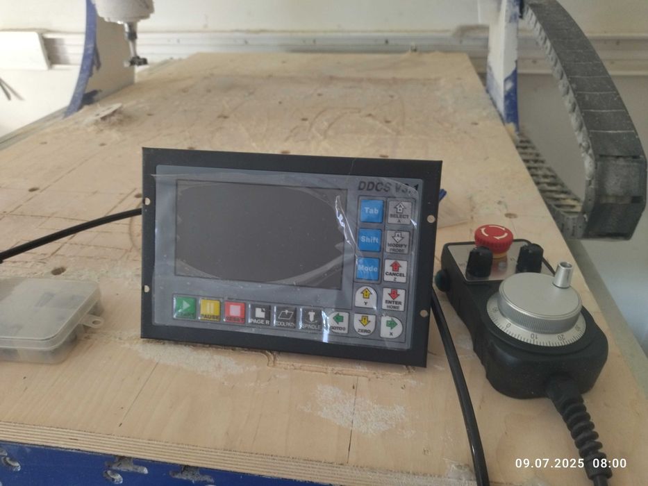 Фрезерный станок с ЧПУ