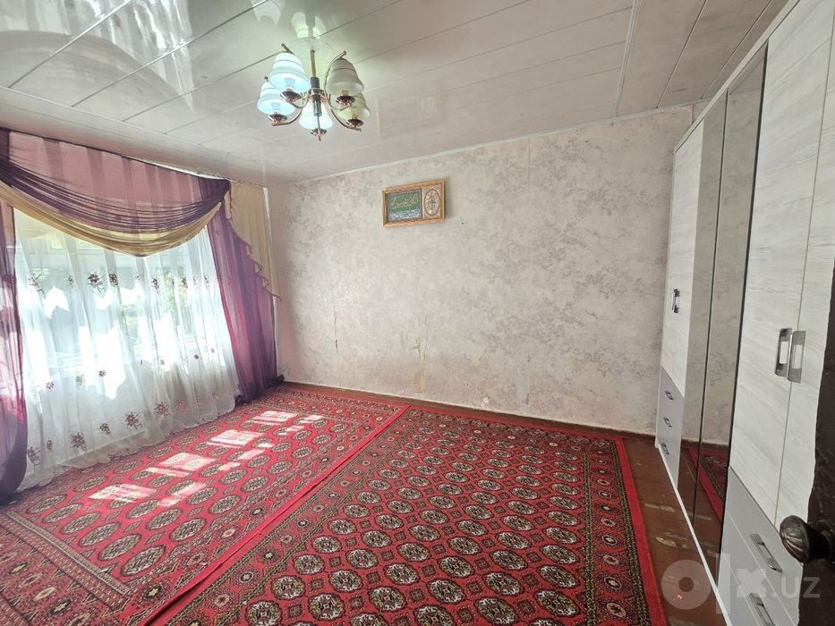 Чиланзар-9. 1/4/4. Срочно продам квартиру метро