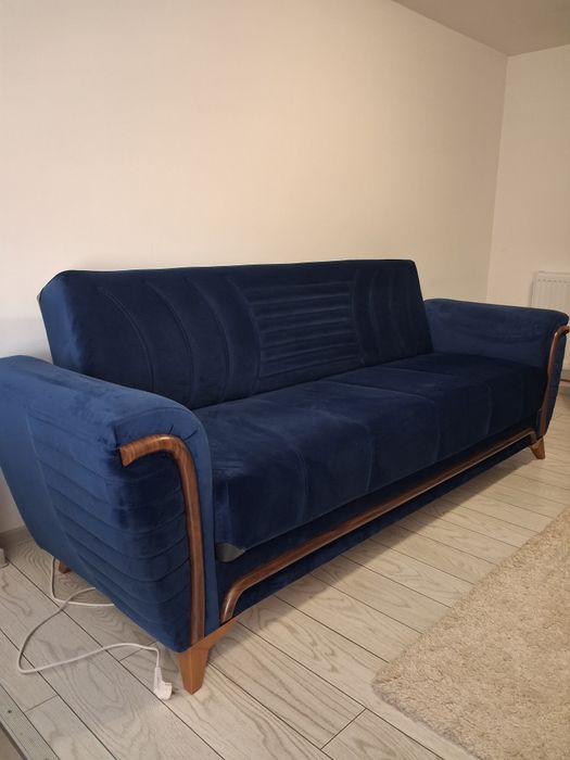 Canapea extensibila nefolosita