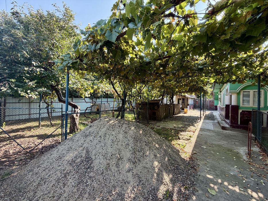 Casa plus teren Filipesti (20km pana in bacău)