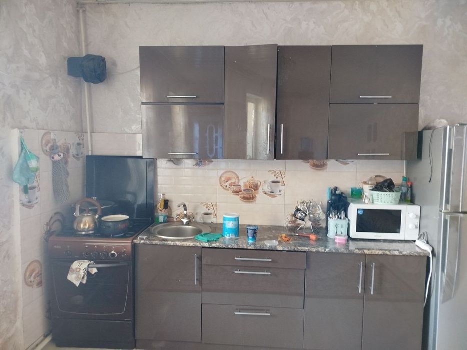 Nerjavika setka va kuhinni jihoz lar sotiladi