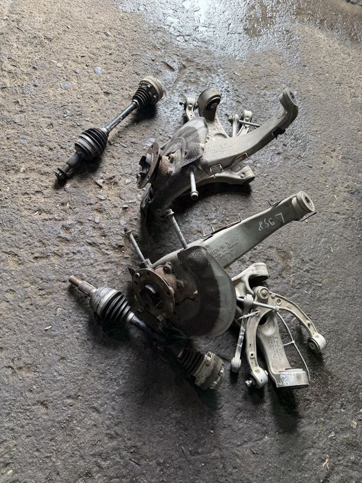 Шенкел ляв , десен ,  носач ляв ,десен  за Porsche Cayenne 958 A92 958