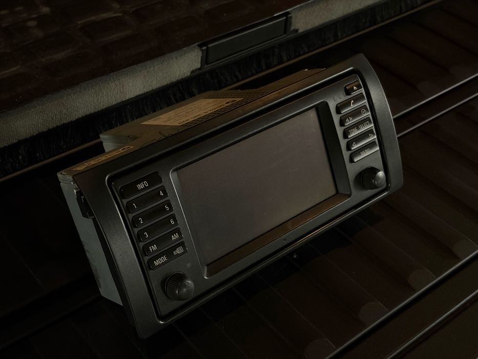 Монитор 16:9 БМВ Х5 Е53